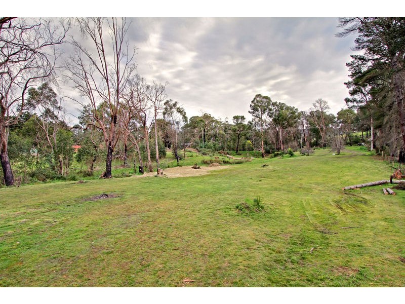 604 Chum Creek Road, Healesville VIC 3777