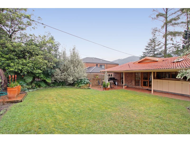 12 Henry Street, Montrose VIC 3765