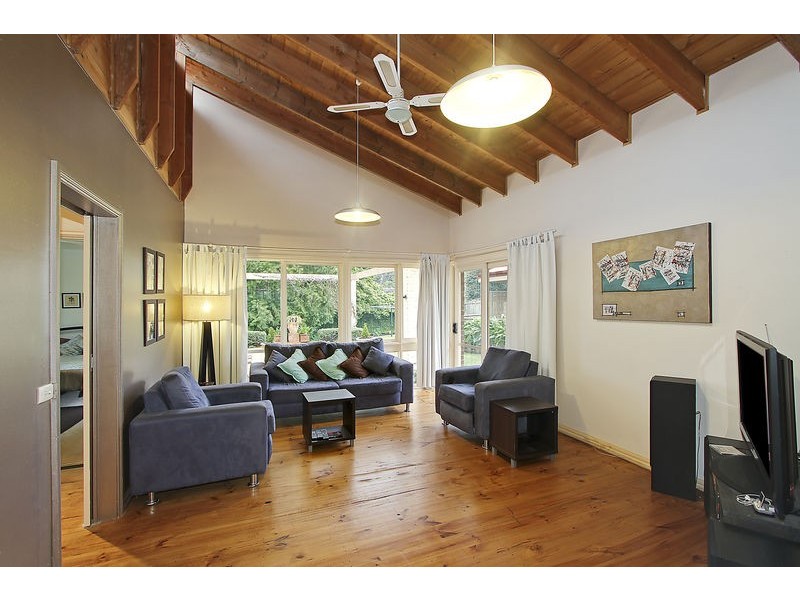 12 Henry Street, Montrose VIC 3765