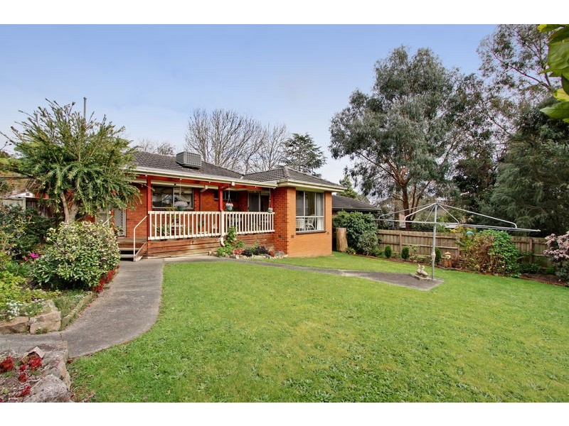 19 Belvedere Drive, Montrose VIC 3765