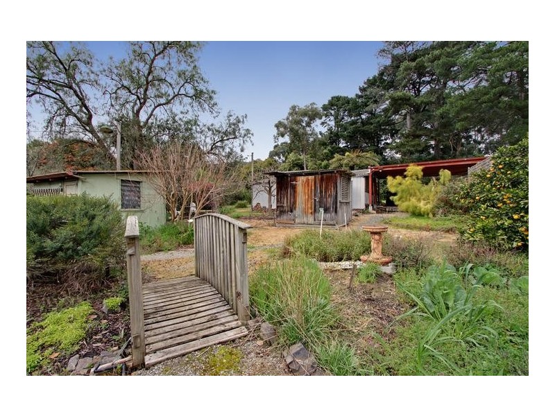 10 Swansea Road, Montrose VIC 3765