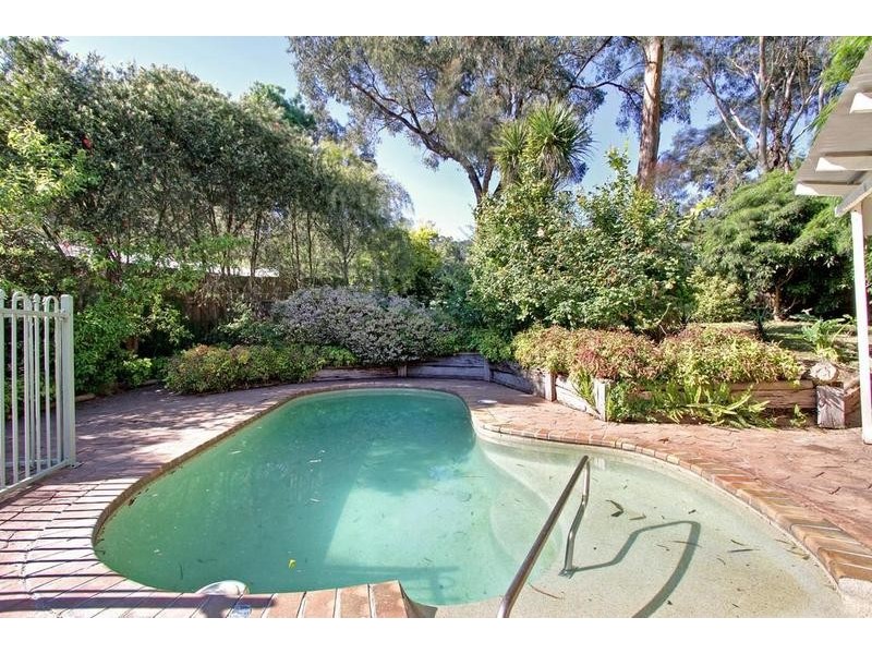 22 The Avenue, Montrose VIC 3765