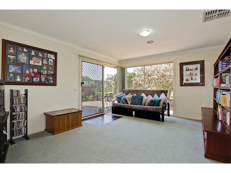16 Community Way, Lilydale VIC 3140