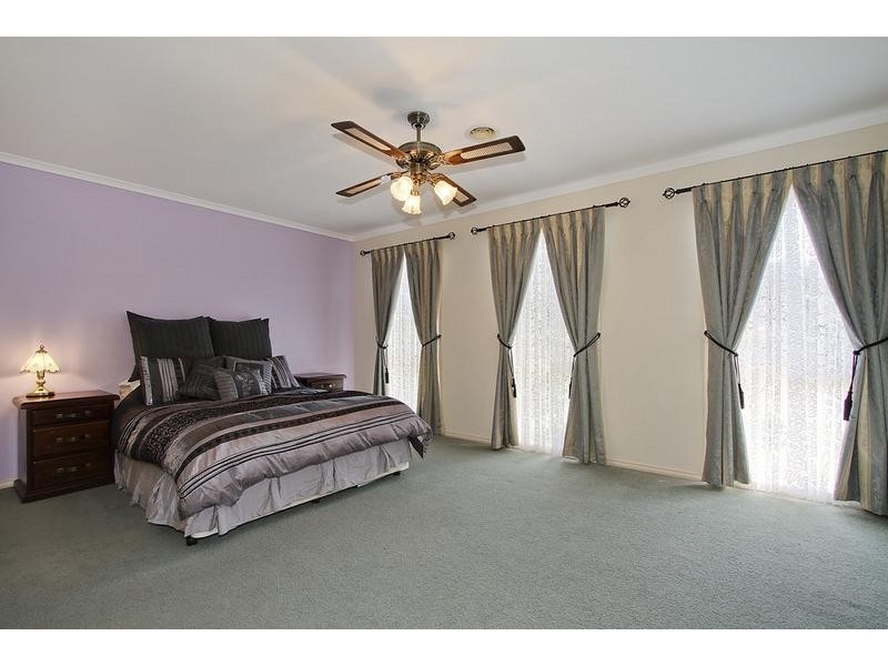 16 Community Way, Lilydale VIC 3140