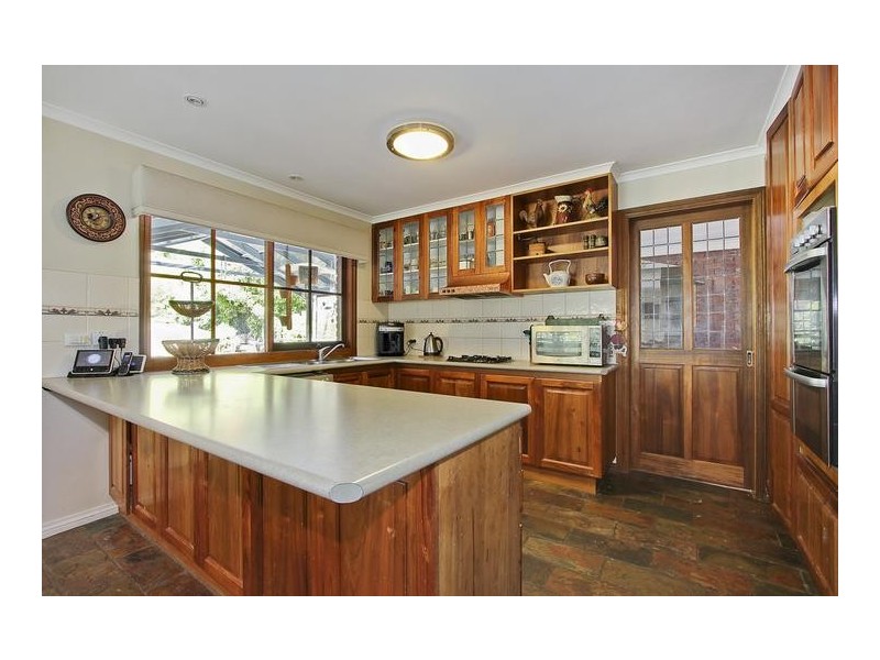 3 Rowe Street, Montrose VIC 3765