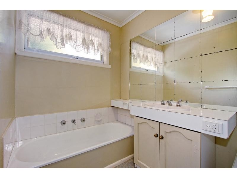 2/23 Lane Road, Ferntree Gully VIC 3156