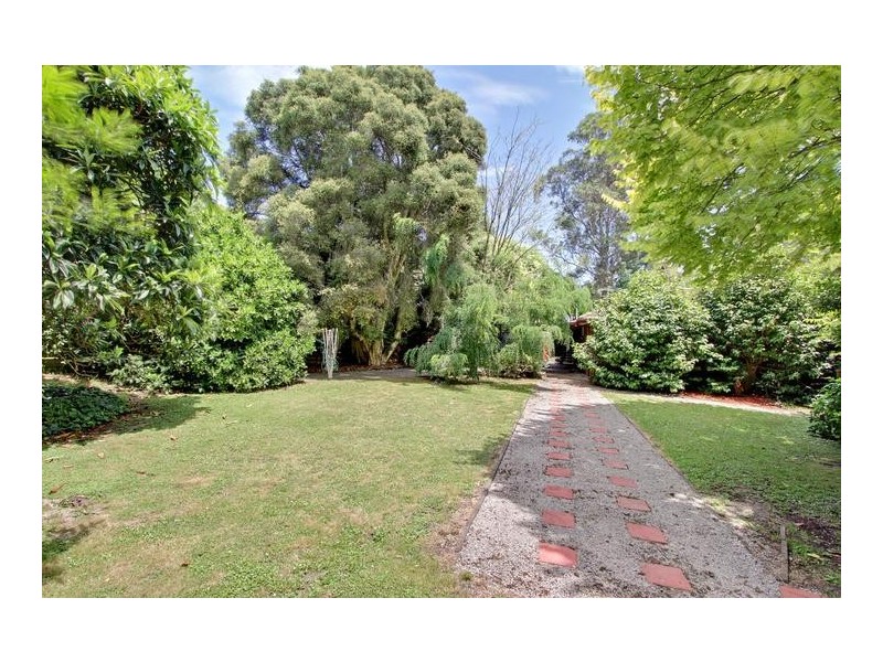 4 Karen Court, Montrose VIC 3765