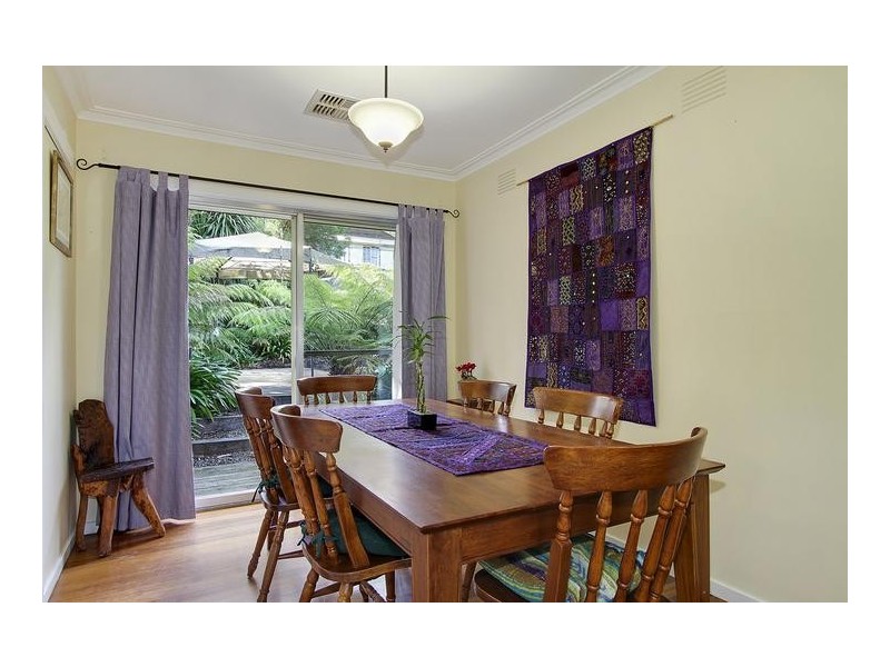 204 Sheffield Road, Montrose VIC 3765