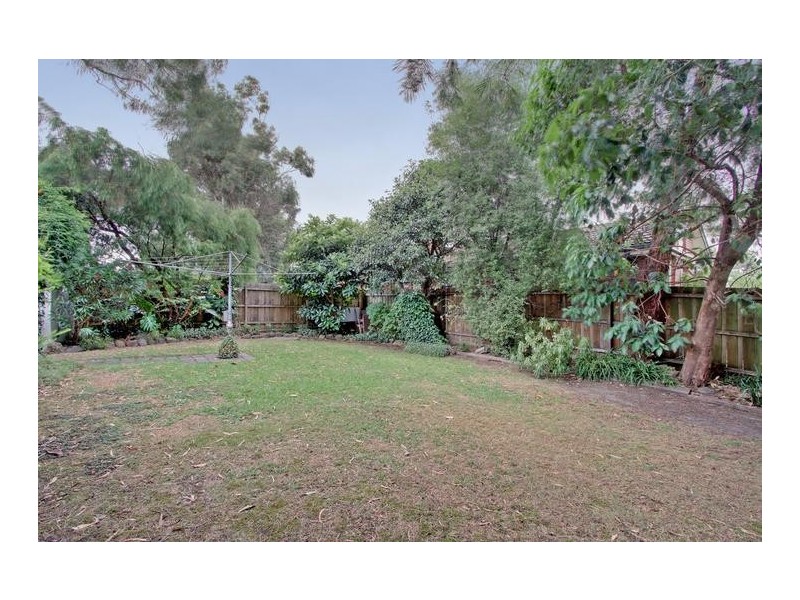 17 Allambanan Drive, Bayswater North VIC 3153