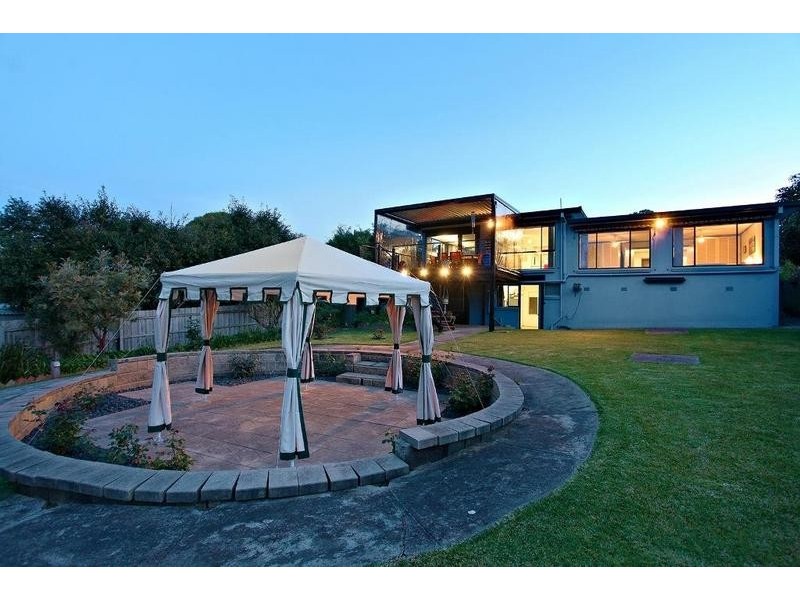 Chirnside Park VIC 3116