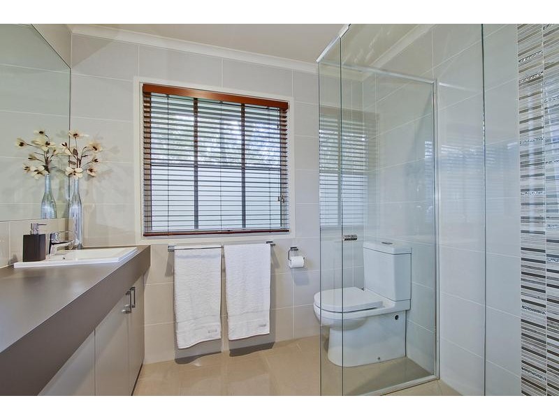 13 Boxtree Road, Montrose VIC 3765