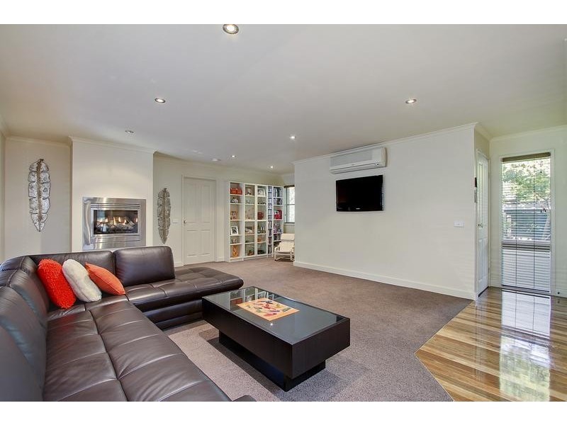 13 Boxtree Road, Montrose VIC 3765