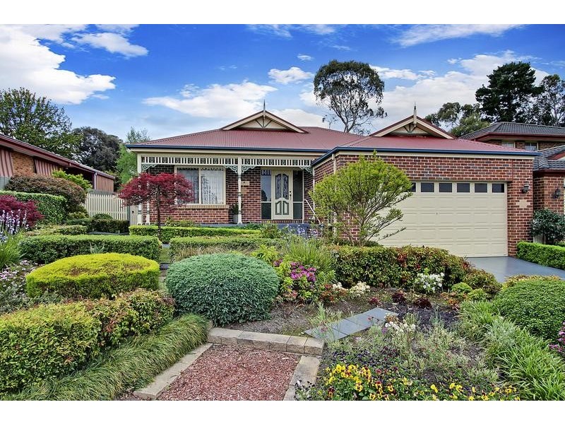 7 Mc Kerral Place, Croydon North VIC 3136