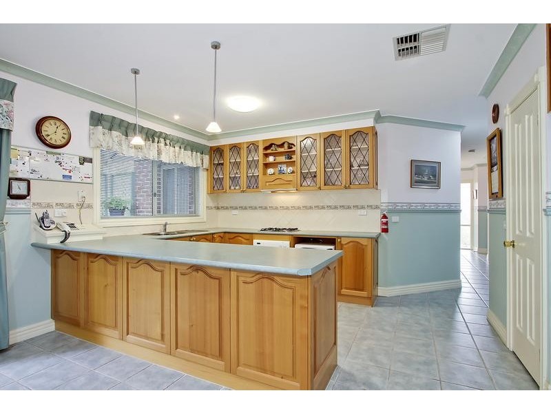 7 Mc Kerral Place, Croydon North VIC 3136