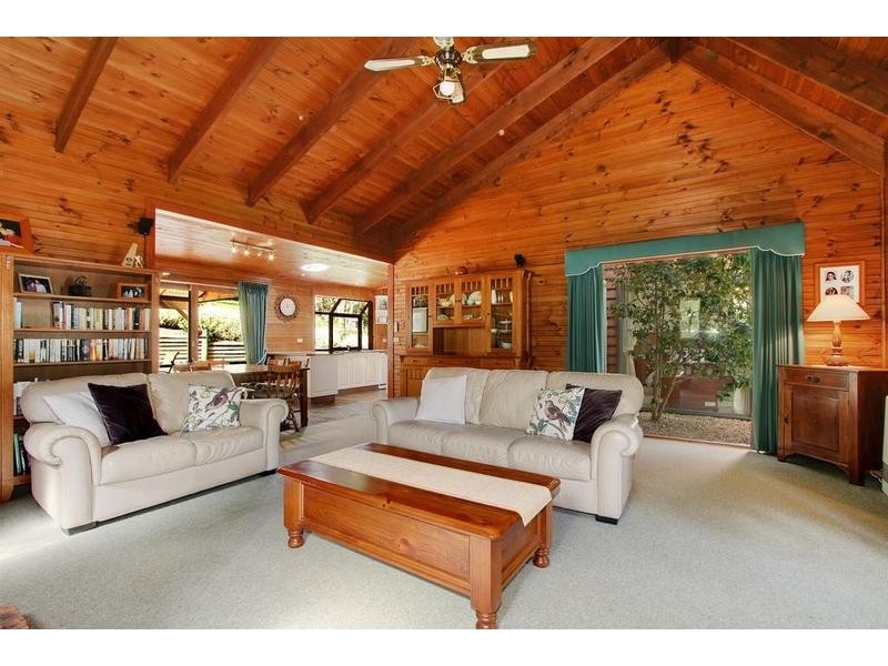 38-40 Gordon Avenue, Montrose VIC 3765