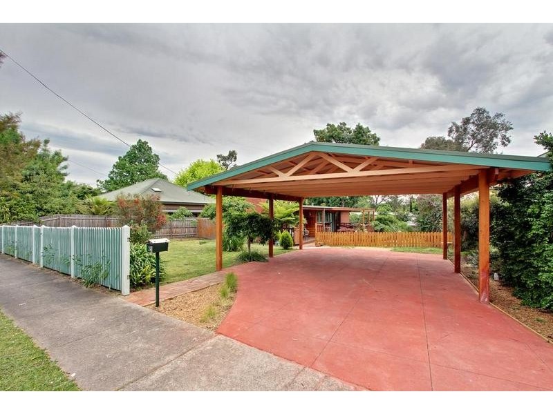 3 Walker Road, Montrose VIC 3765