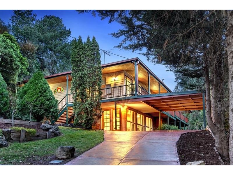 9 Bretby Way, Montrose VIC 3765