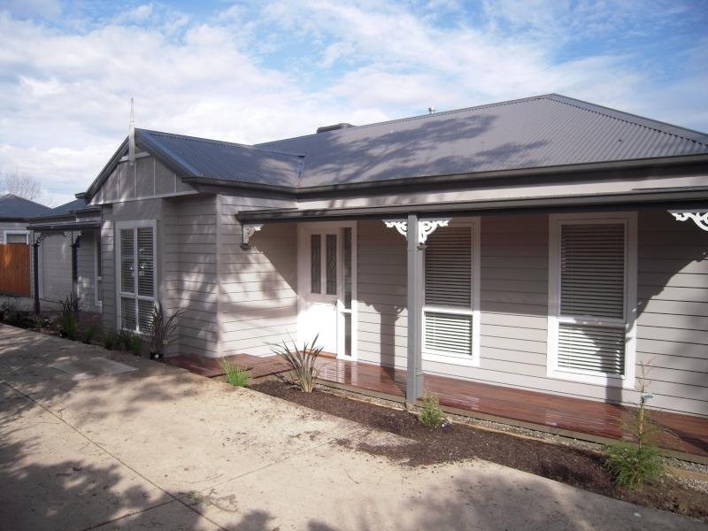 2/82 Bell Street, Yarra Glen VIC 3775