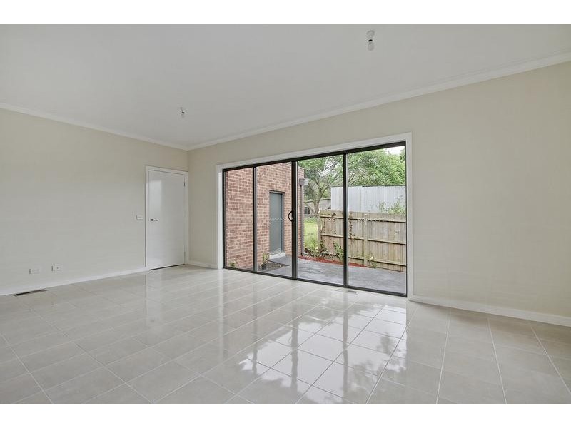 2/41 Humber Road, Croydon North VIC 3136