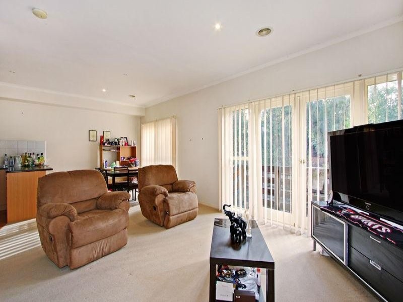17/19-27 Moore Road, Vermont VIC 3133