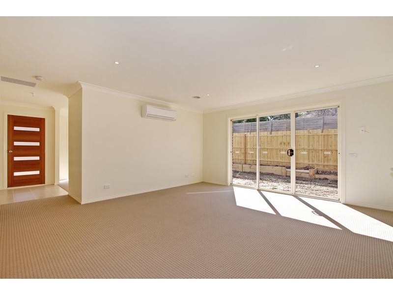 2/58 Croydon Road, Croydon VIC 3136