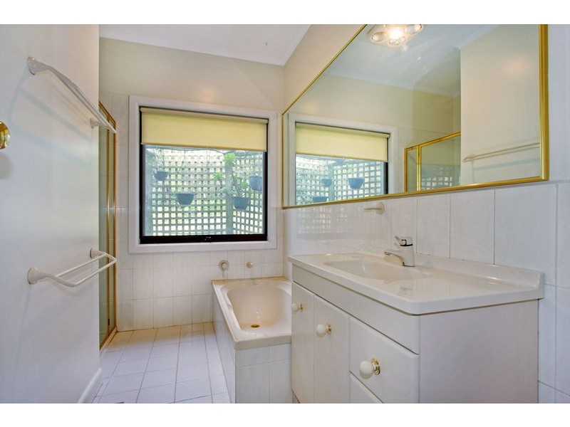 21 Stirling Road, Croydon VIC 3136