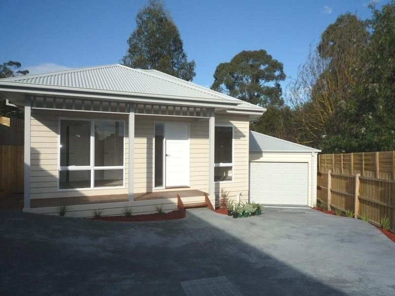 12 Bristol Crescent, Lilydale VIC 3140