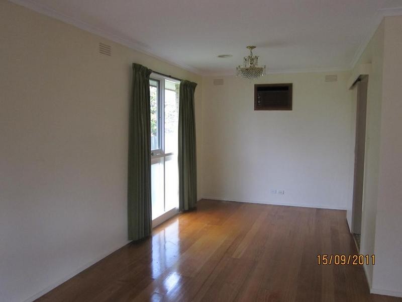 86 Geoffrey Drive, Kilsyth VIC 3137