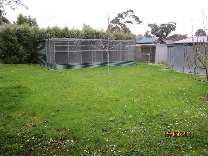 86 Geoffrey Drive, Kilsyth VIC 3137