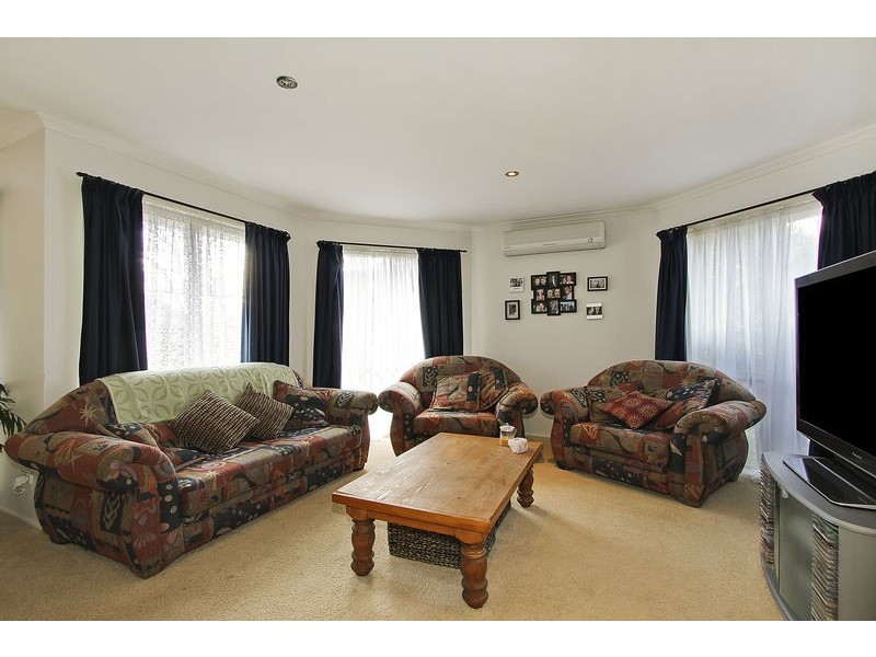 12 Crinan Steet, Kilsyth VIC 3137