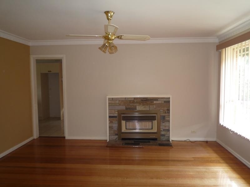 7 Geoffrey Drive, Kilsyth VIC 3137