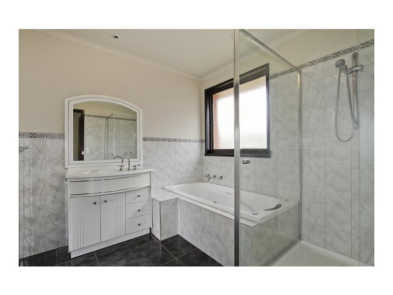 1/282 Maroondah Highway, Croydon VIC 3136