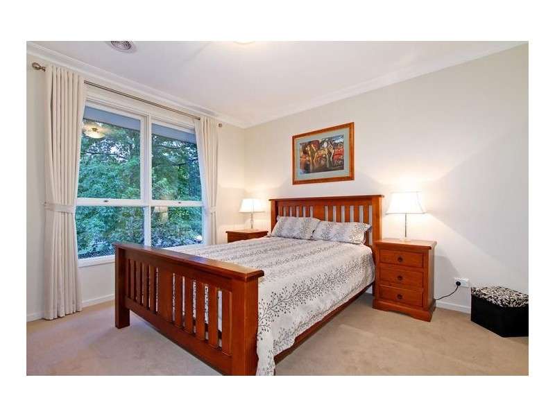 86 Hawthory Road, Kilsyth VIC 3137