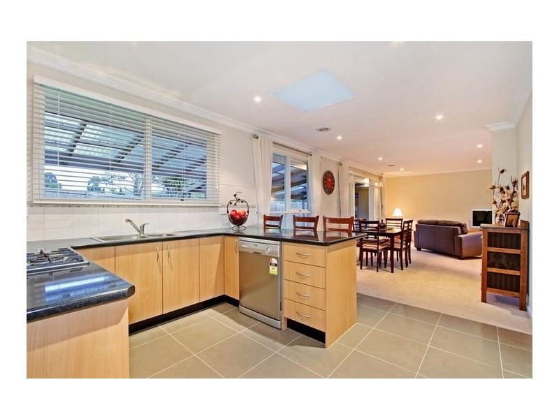 86 Hawthory Road, Kilsyth VIC 3137