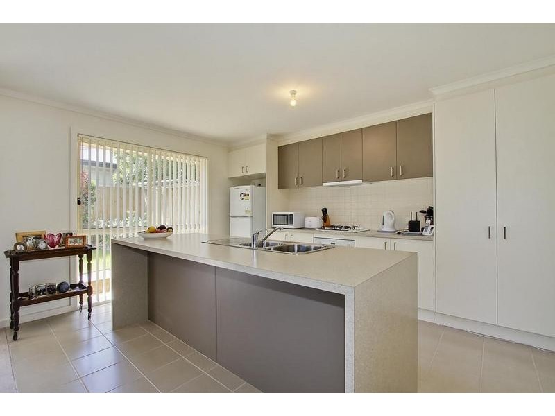 2 & 3/22 Niel Steet, Croydon VIC 3136