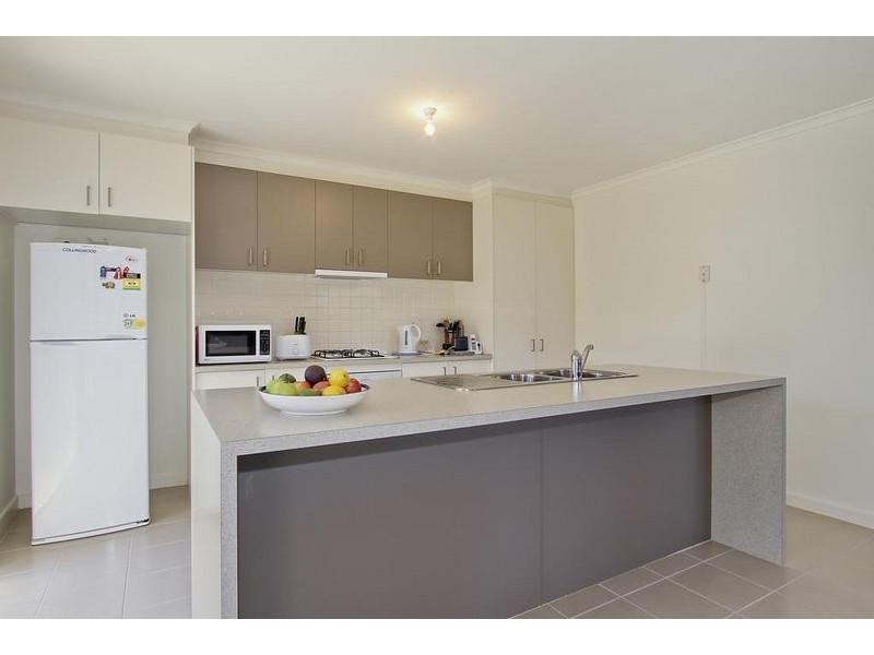 2 & 3/22 Niel Steet, Croydon VIC 3136