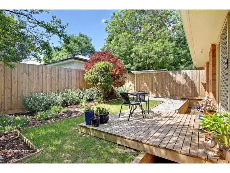 2 & 3/22 Niel Steet, Croydon VIC 3136