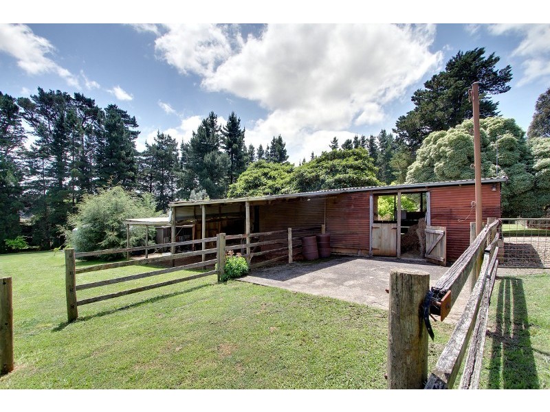 7 Old Baker Road, Wandin East VIC 3139