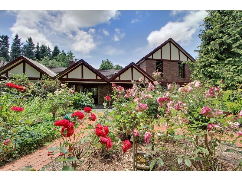 7 Old Baker Road, Wandin East VIC 3139