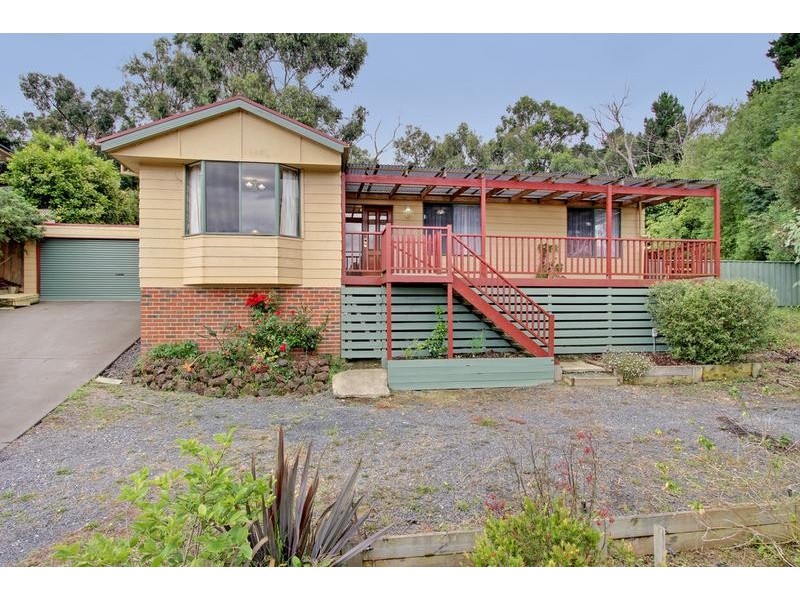 28 Bristol Crescent, Lilydale VIC 3140