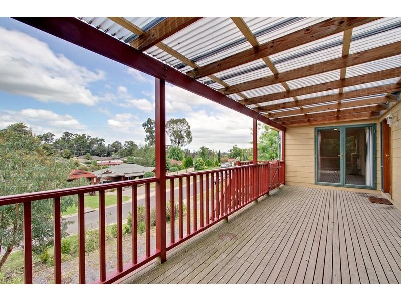 28 Bristol Crescent, Lilydale VIC 3140