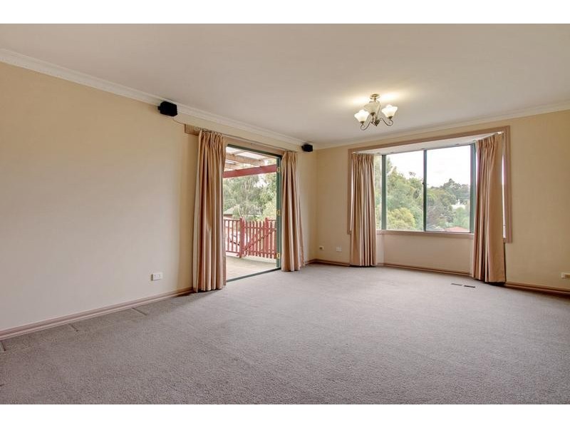 28 Bristol Crescent, Lilydale VIC 3140