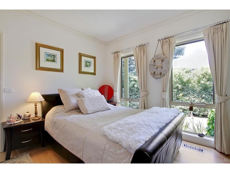 Ringwood East VIC 3135