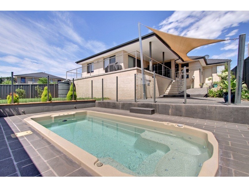 75 Larbert Road, Mooroolbark VIC 3138
