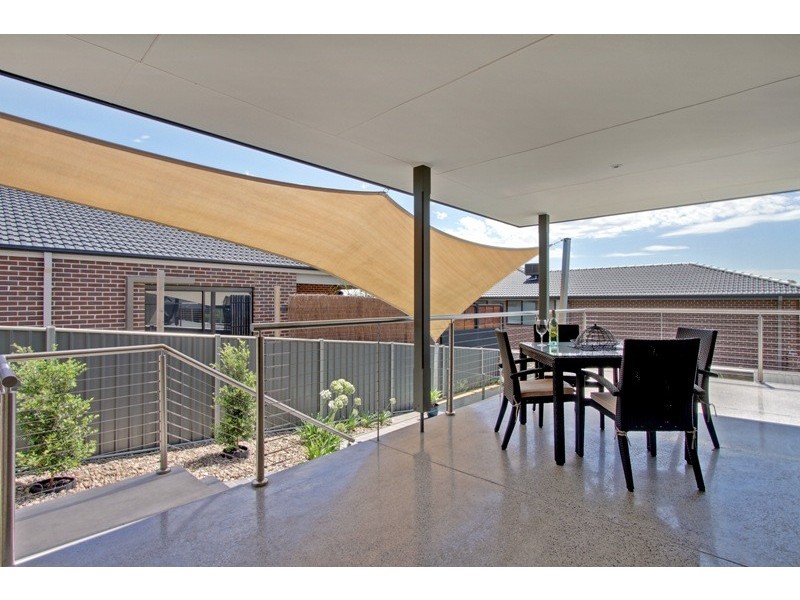 75 Larbert Road, Mooroolbark VIC 3138