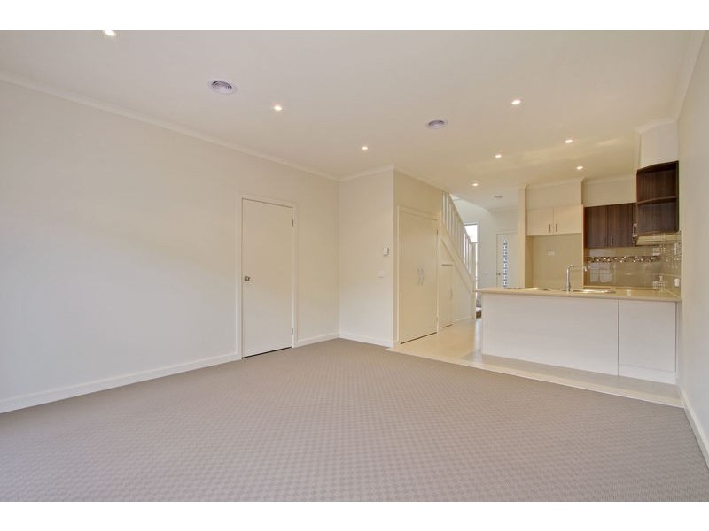 2/7 Nicholas Street, Lilydale VIC 3140