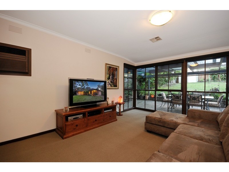 47 Oak Tree Road, Croydon North VIC 3136