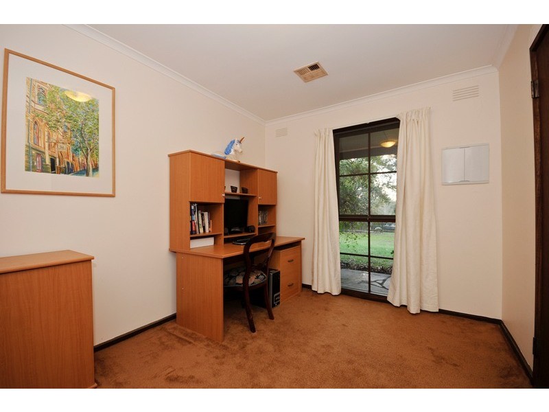 47 Oak Tree Road, Croydon North VIC 3136