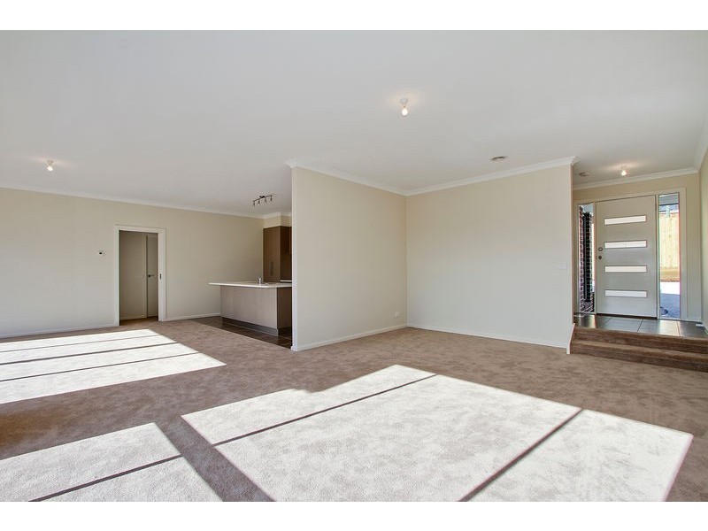 2/7 Crestway, Lilydale VIC 3140