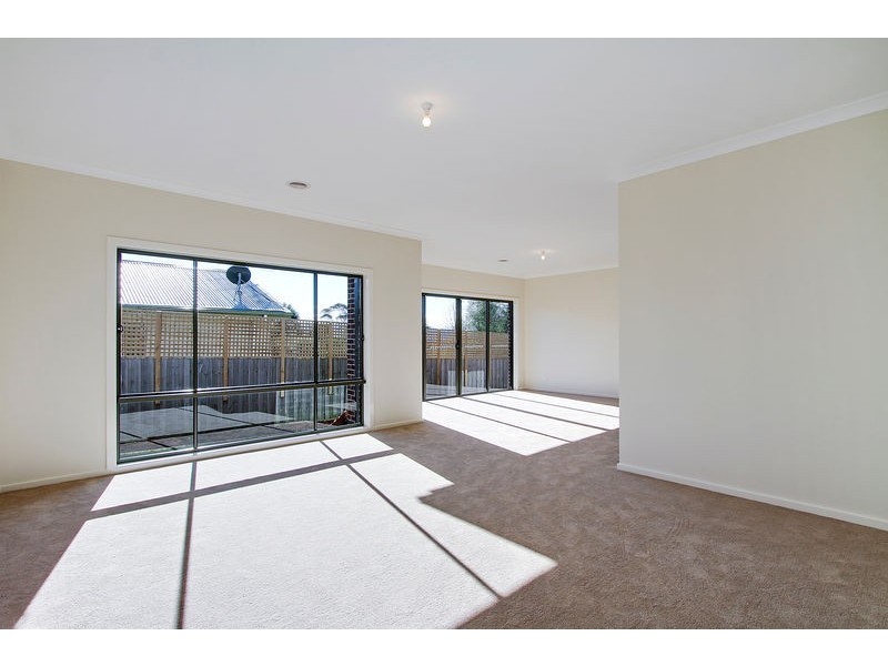 2/7 Crestway, Lilydale VIC 3140
